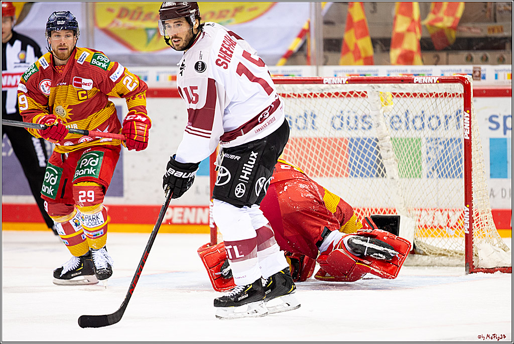 PENNY DEL;  Duesseldorfer EG - Koelner Haie; Duesseldorf, 15.03.2021